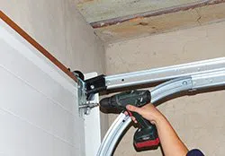 Houston Metro Garage Door Repair Service Houston, TX 713-766-8994 Houston Metro Garage Door Repair Service Houston, TX 713-766-8994 - installation-side